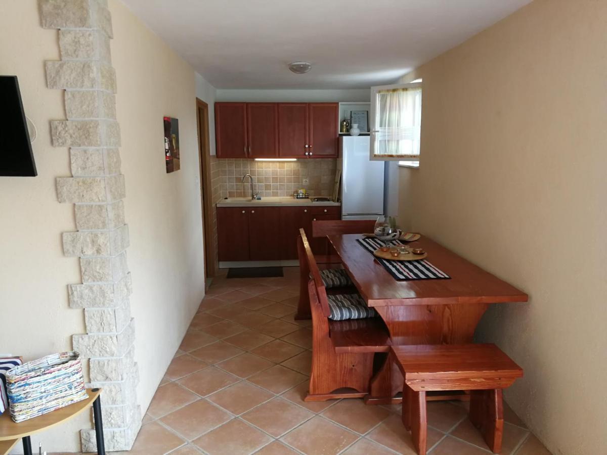 Apartmani Ban Omišalj Kültér fotó