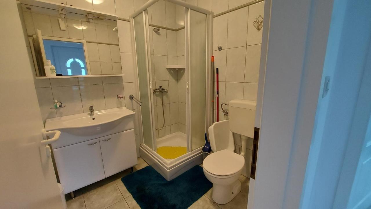 Apartmani Ban Omišalj Kültér fotó