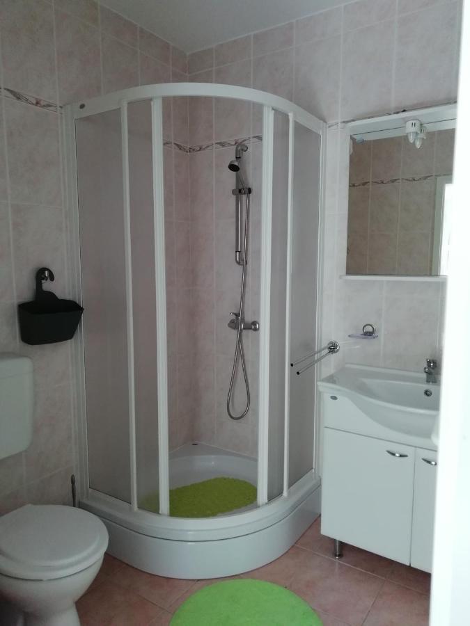 Apartmani Ban Omišalj Kültér fotó